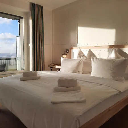 Hotel Beachhotel (adults Only) *