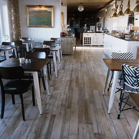 Beachhotel (adults Only)